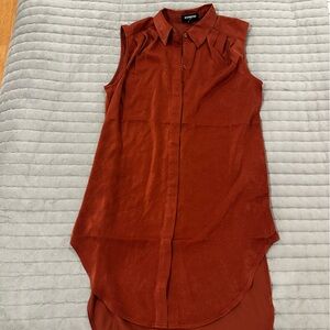 Women’s Express Sleeveless Tunic Top